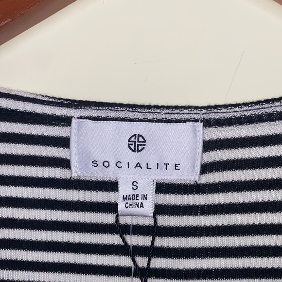NWT Socialite Small Black and White Striped Soft Top with Scalloped V-Neckline - Picture 6 of 7